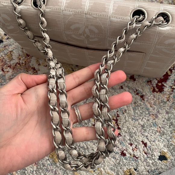 Chanel travel line canvas flap bag - Picture 7 of 14